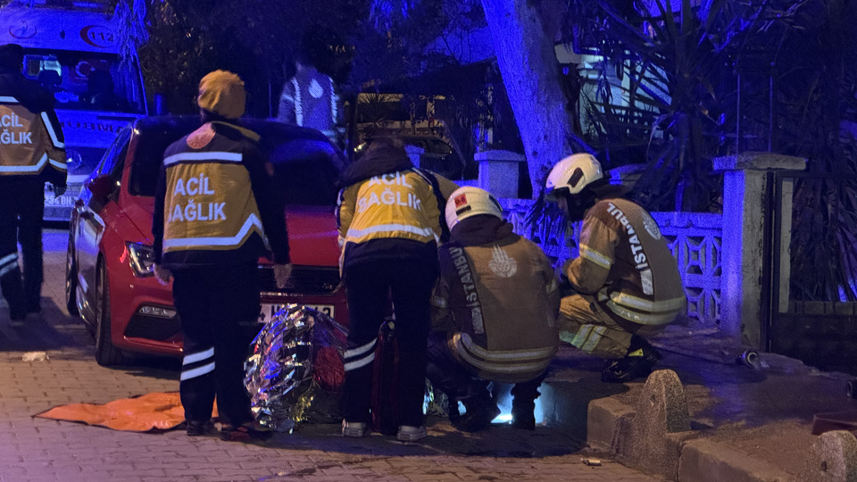 Bahçelievler güne yangınla uyandı: 2 yaralı