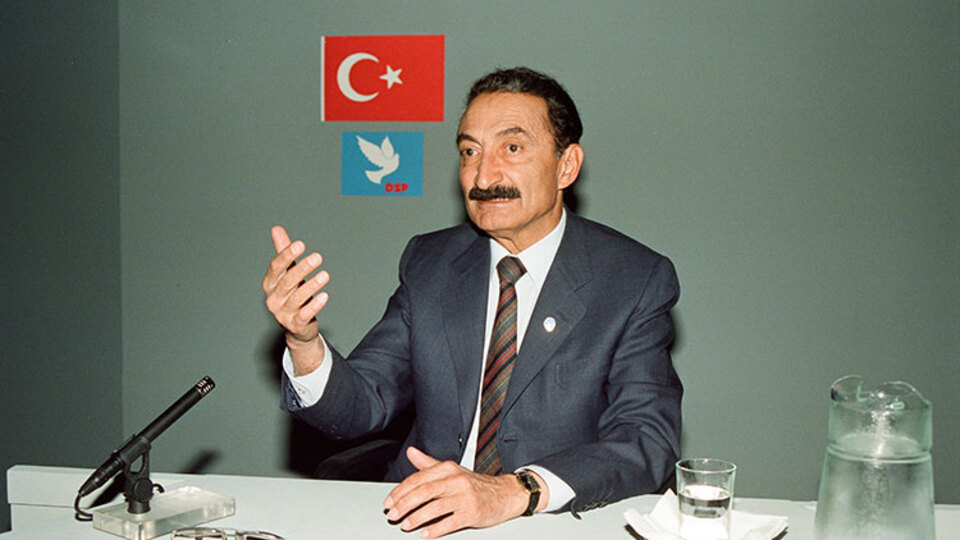 Bülent Ecevit kaç yaşında öldü?