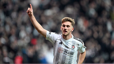 Menajerinden iddialara yanıt!