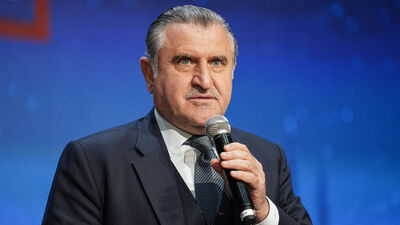 Bakan Bak: Türkiye bir spor devrimi yaşamakta