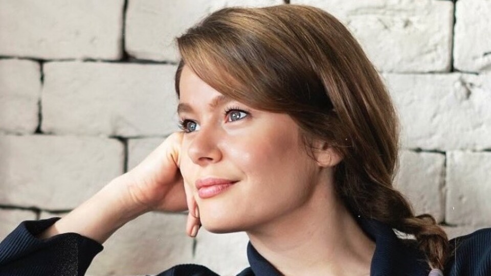 Burcu Biricik kimdir?