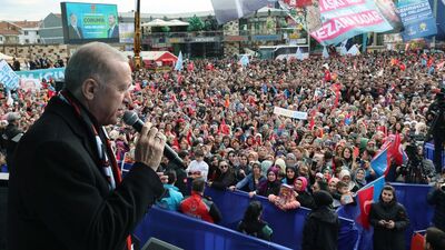 Liderlerin seçim mesaisi