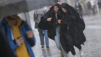 Sağanak, kar ve toz taşınımı uyarıları