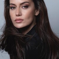 Fahriye Evcen kimdir?
