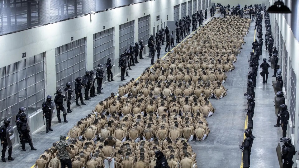 El Salvador'da 5 bin askerle çete operasyonu