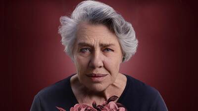 Işıl Yücesoy'dan müzikli oyun 'İzninle'