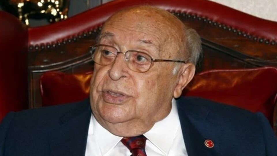 Süleyman Demirel kaç yaşında öldü?