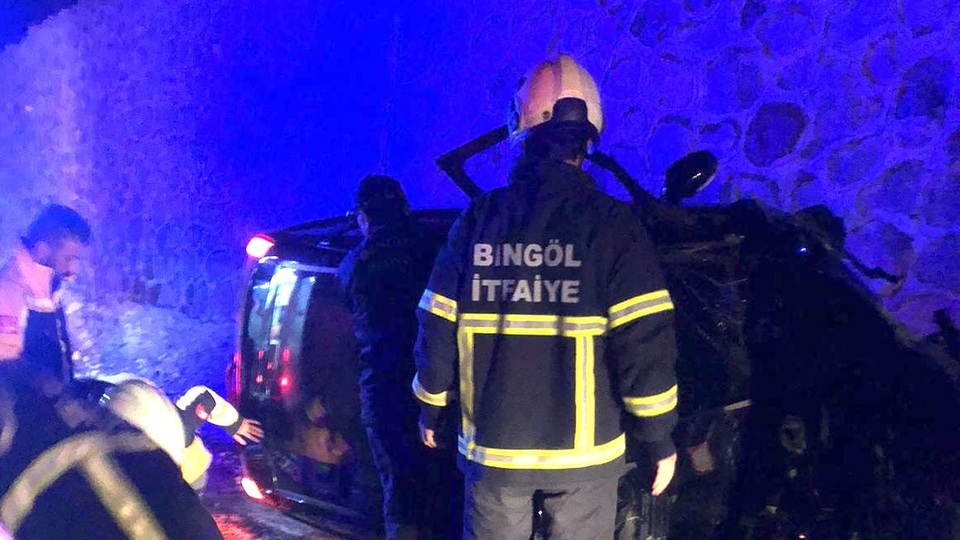 Bingöl'de 2 kaza: 2 ölü, 4 yaralı