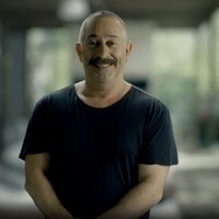 Cem Yılmaz kimdir, kaç yaşındadır?