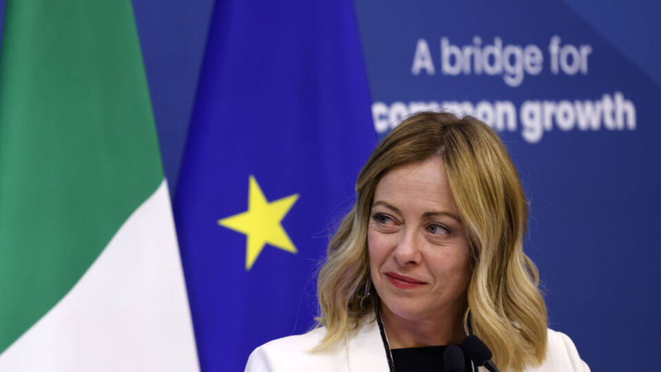 Lübnan Başbakanı İtalyan mevkidaşını yardımcısıyla karıştırdı