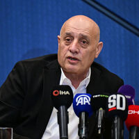 "Büyükekşi'nin istifası için deklarasyon önerdim"