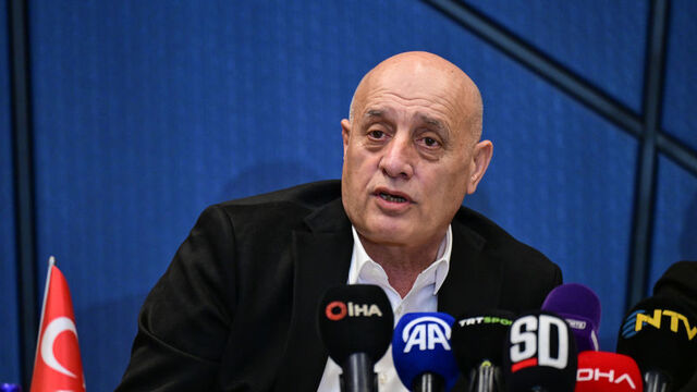 "Büyükekşi'nin istifası için deklarasyon önerdim"