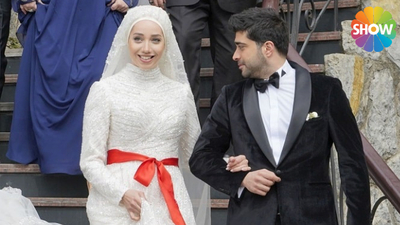 'Kızılcık Şerbeti'nde beklenen düğün gerçekleşti