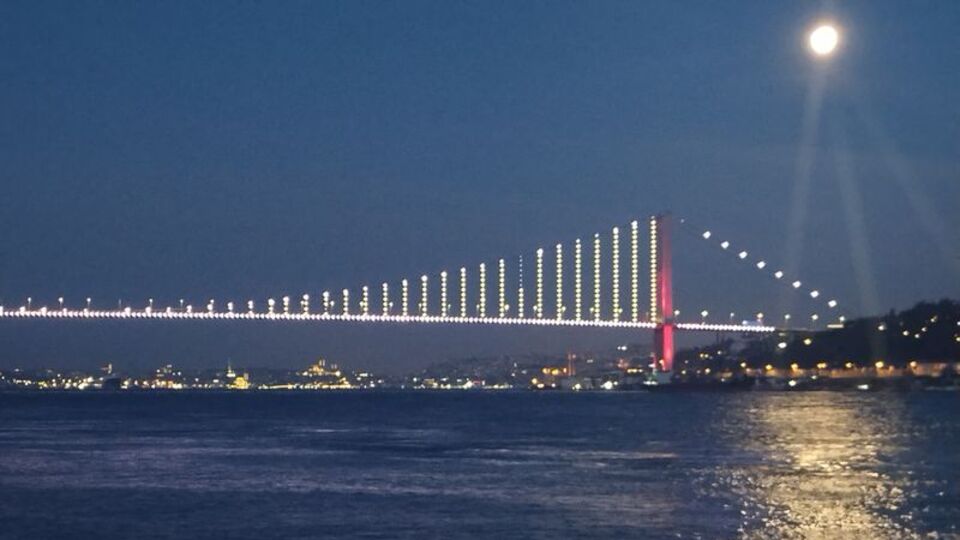 İstanbul Boğazı'nda gemi trafiği normale döndü