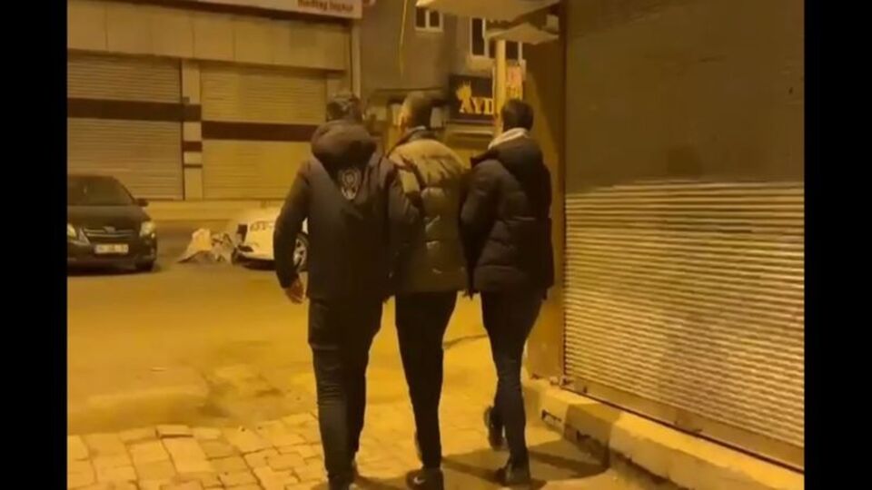 18 ilde 40 gözaltı