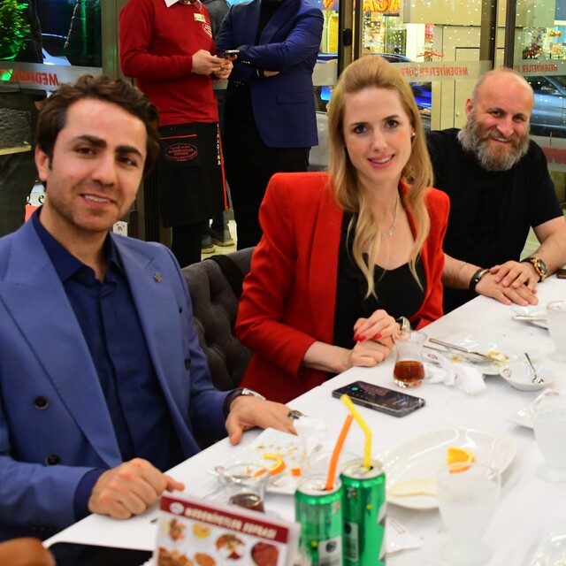İftar yemeğine katıldılar