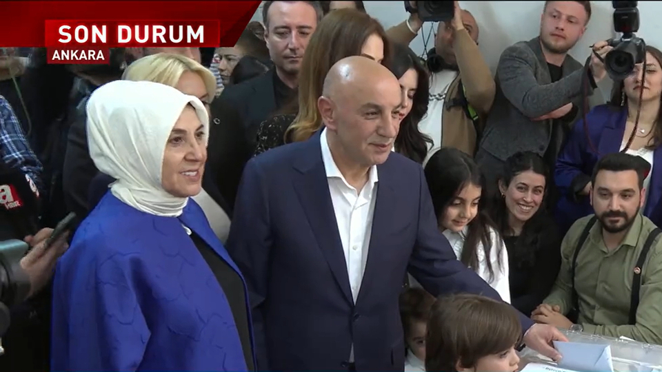 Turgut Altınok oyunu kullandı