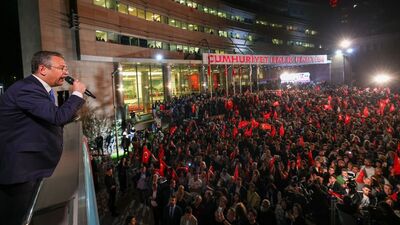 CHP 47 yıl sonra birinci parti oldu