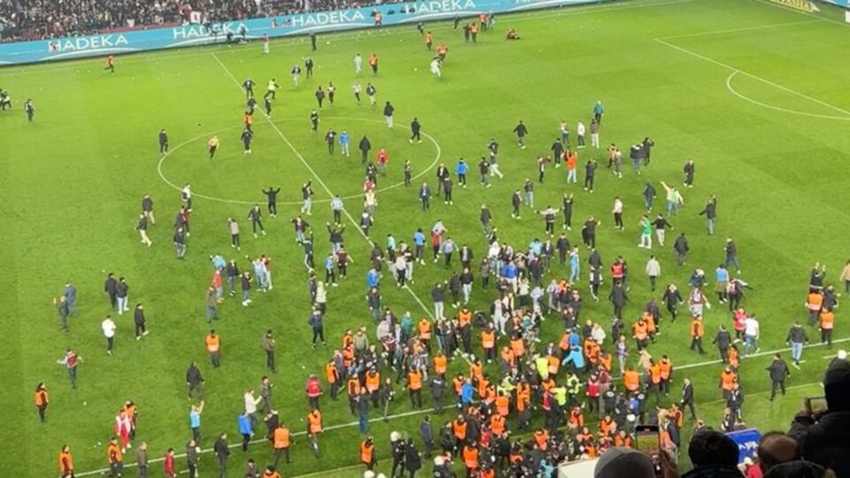 Olaylı maçın sevkleri açıklandı!