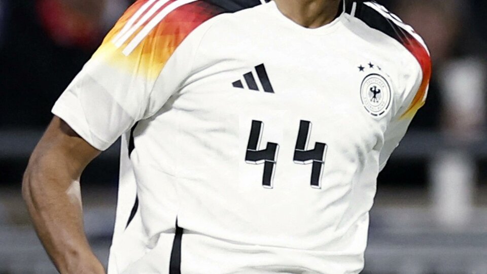 Almanya'da 44 numaralı formaya yasak!