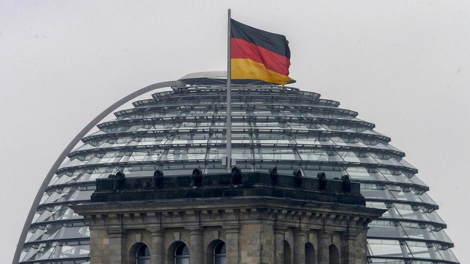 Alman istihbaratçısı: Demokrasi tehlikede