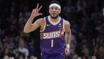 Booker 52 sayı attı Suns kazandı!