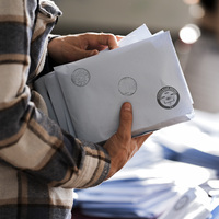 Oylar eşit çıktı, başkan kurayla belirlendi