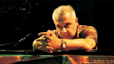 İstanbul'da konser verecek