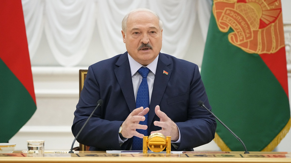 Lukaşenko: Barış istiyorsanız savaşa hazır olun