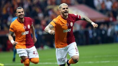 Galatasaray 12'den vurdu!