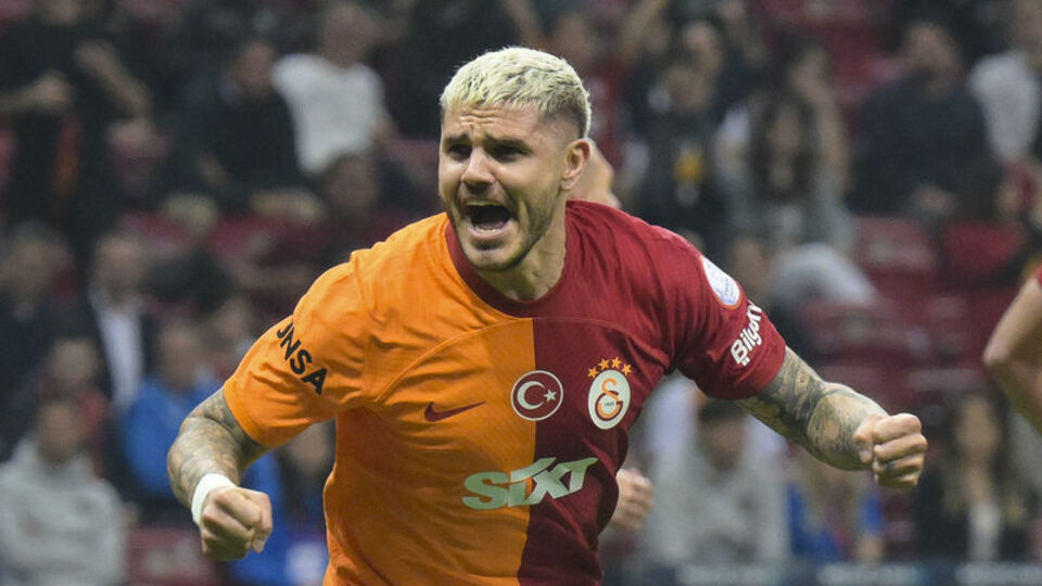 Mauro Icardi, Dzeko'yu yakaladı!