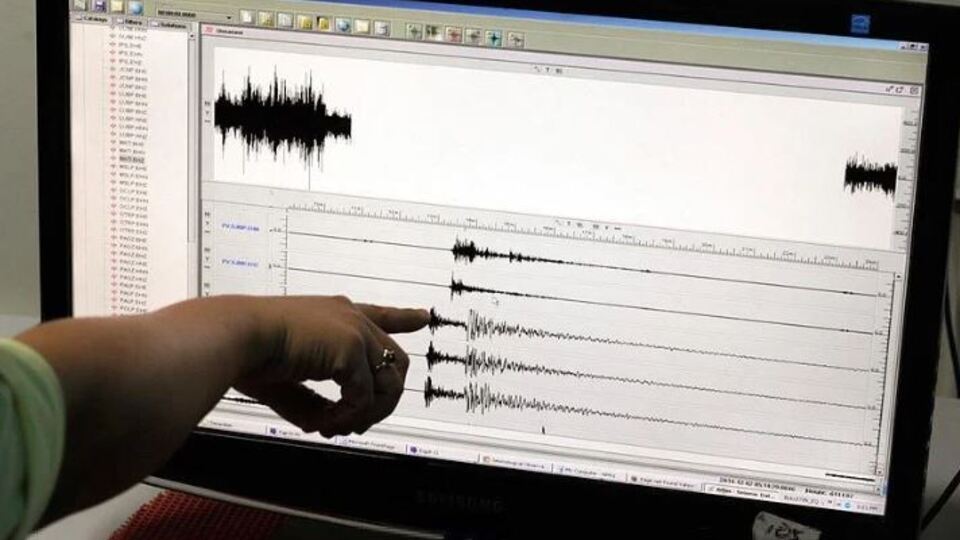 Tayvan'da 7,4 büyüklüğünde deprem