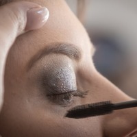 Göz makyajı nasıl yapılır?