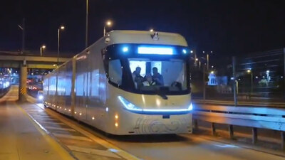 Yeni nesil metrobüs test sürüşlerine başladı