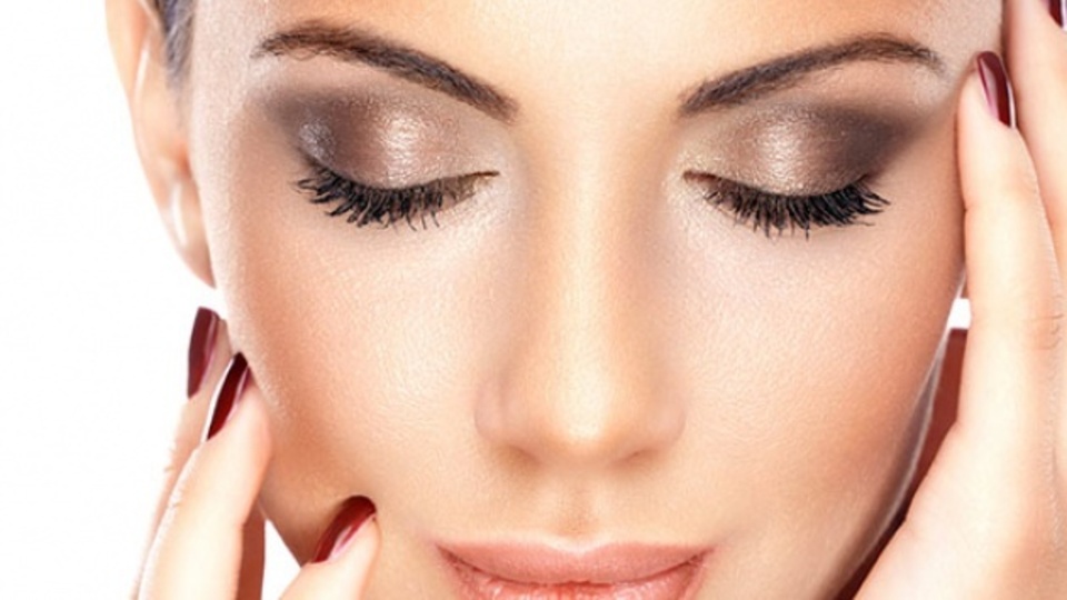 Porselen makyaj nasıl yapılır?