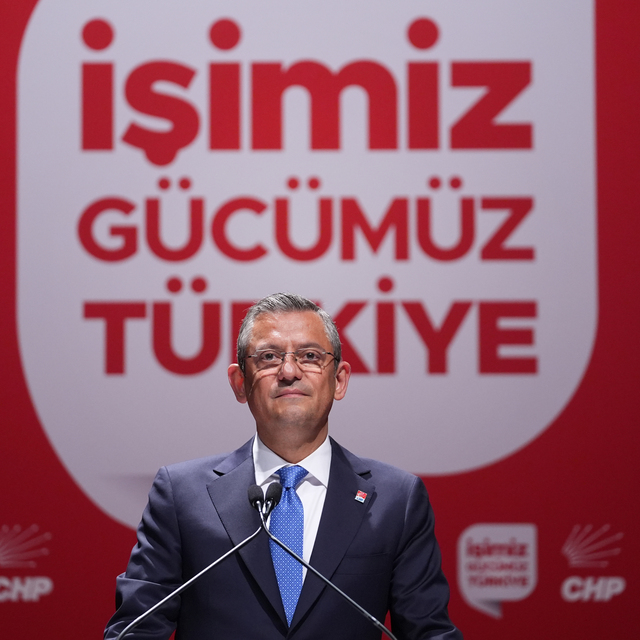 Yeni anayasa ve erken seçim açıklaması