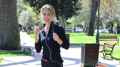 Bade İşçil'den aşk açıklaması