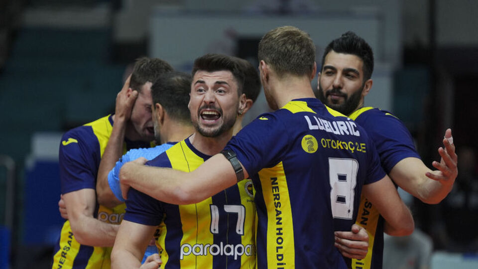 Fenerbahçe Parolapara finalde!