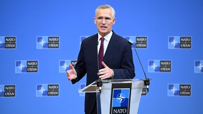 NATO lideri: Rus personeli karargahtan kovduk