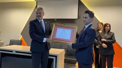 Mehmet Öntürk mazbatasını aldı