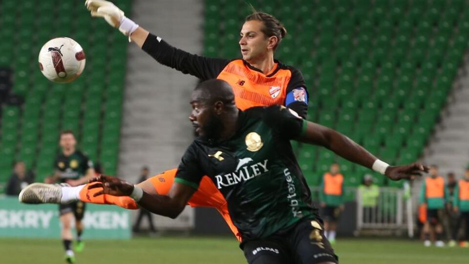 Sakaryaspor play-off aşkına!