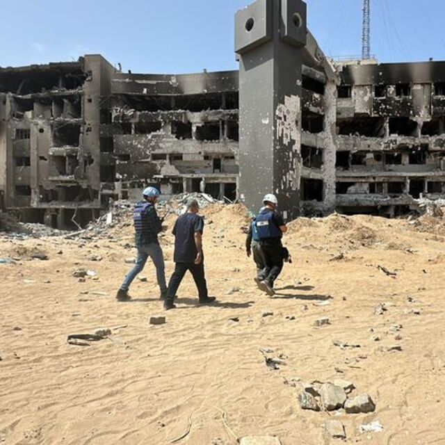 DSÖ'den yıkık Şifa Hastanesi'ni ziyaret