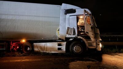 Gaziantep'te zincirleme kaza: 3'ü polis 4 yaralı