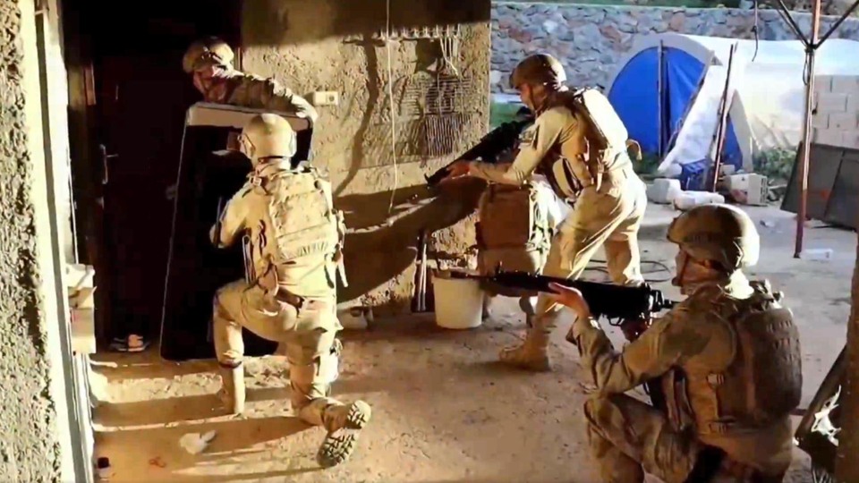 Bir çete daha çökertildi