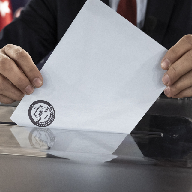 YSK, 1 il ve 8 ilçe için kararını verdi