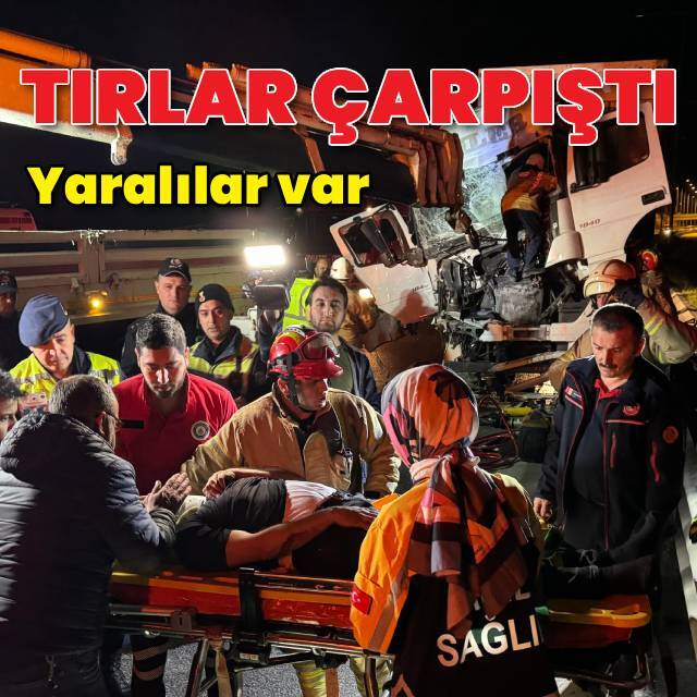 TIR'lar çarpıştı: 2 yaralı