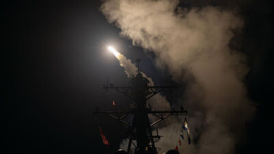 Husiler ingiltere ve İsrail'e ait gemileri vurdu