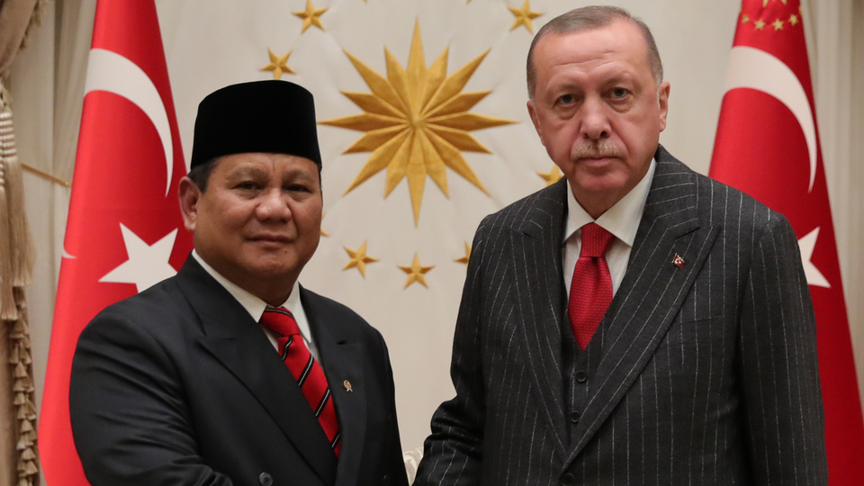 Erdoğan'dan tebrik telefonu