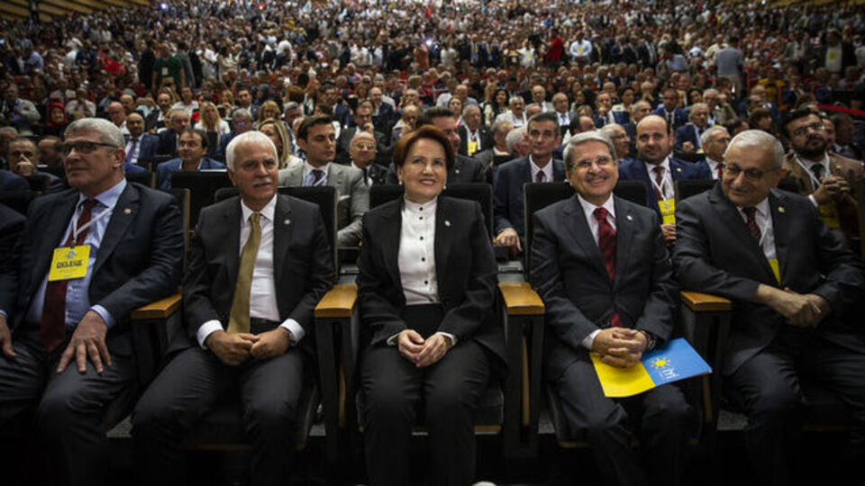 "Akşener'in hayır duasını aldım"