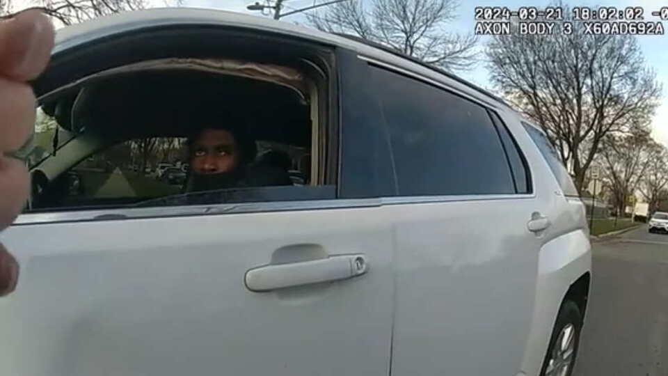 Siyahi şüpheliye 41 saniyede 96 kurşun